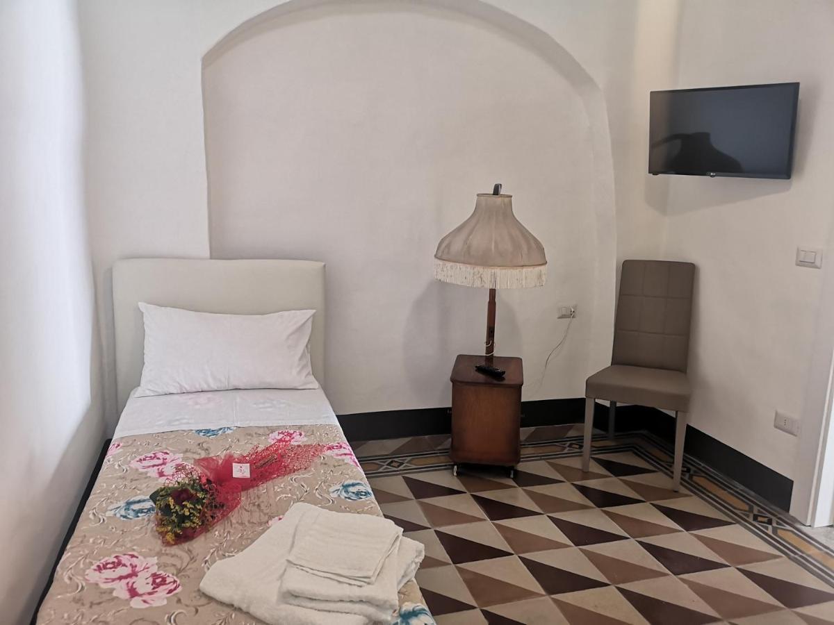 B & B San Giovanni 9 Gallipoli Eksteriør bilde